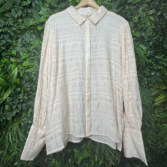 Guess Women Tops XL Beige Crinkle Blouse Collar Long Sleeve MSRP$89.00 NWT 0201 - Picture 16 of 16